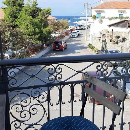 Traditional House At Near Ferienhaus Koróni