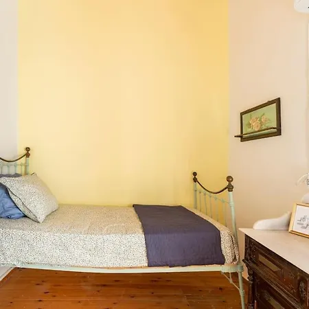 Σπίτι διακοπών Traditional House At Near *