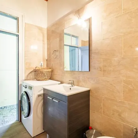 בית נופש Traditional House At Near