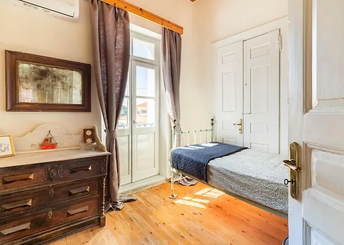 Traditional House At Near Дом отдыха Корони